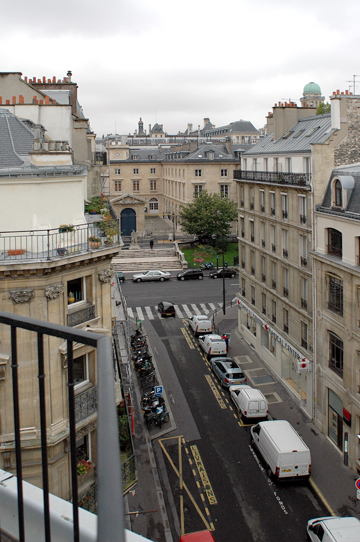 Hotel du College de France 窗景